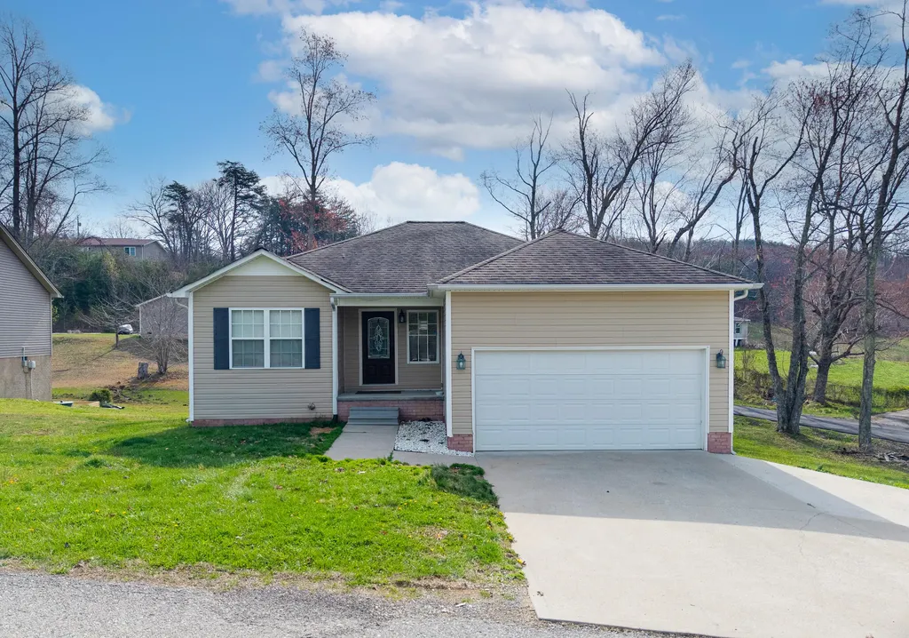 1299 E Pittsburg Church Road London KY 40741