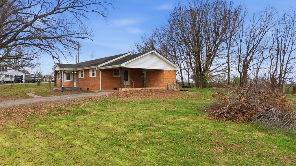 9600 Elizaville Road Ewing KY 41039