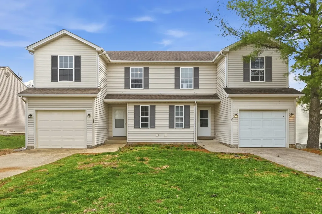 258-260 Elkhorn Meadows Drive Georgetown KY 40324