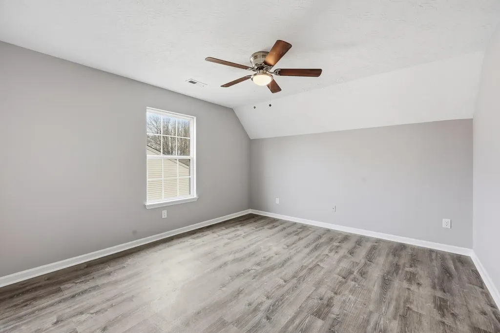 258-260 Elkhorn Meadows Drive Georgetown KY 40324