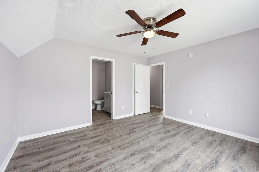 258-260 Elkhorn Meadows Drive Georgetown KY 40324