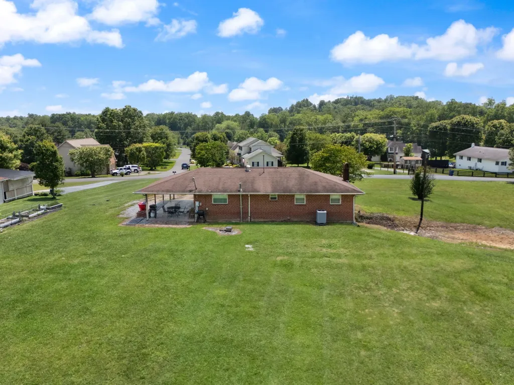 386 B Boggs Road London KY 40744
