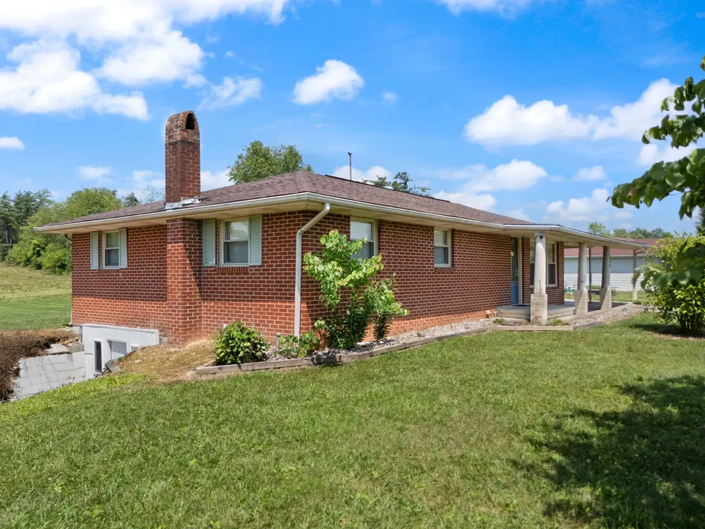 386 B Boggs Road London KY 40744