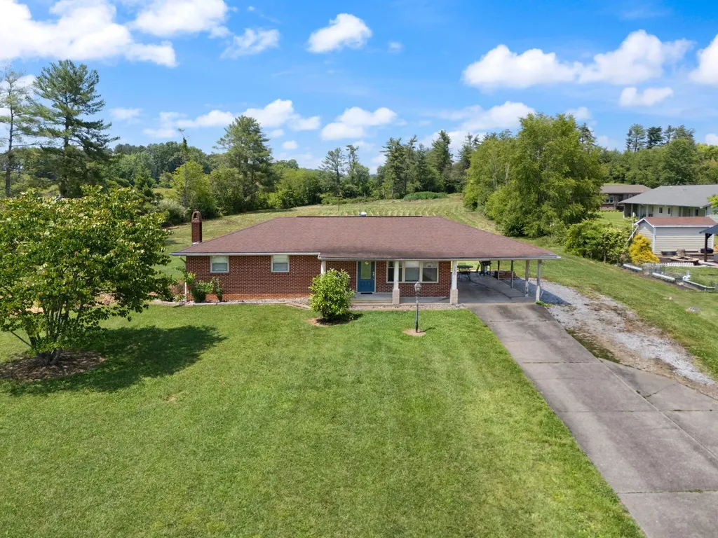 386 B Boggs Road London KY 40744