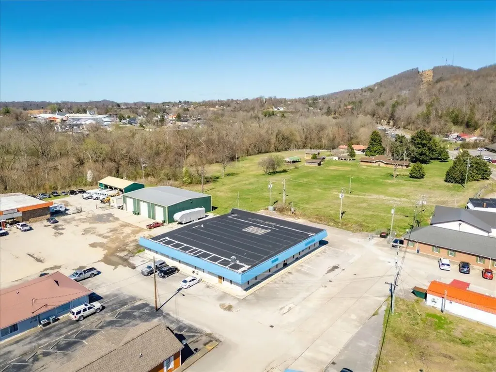 841 Highway 25 Williamsburg KY 40769