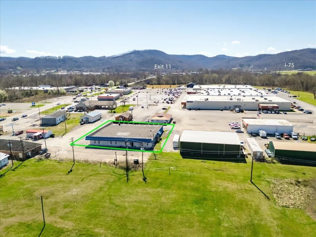 841 Highway 25 Williamsburg KY 40769