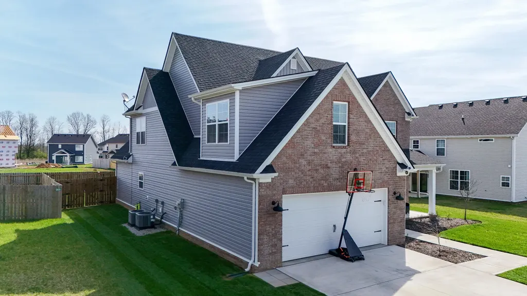 204 Skaggs Boulevard Nicholasville KY 40356