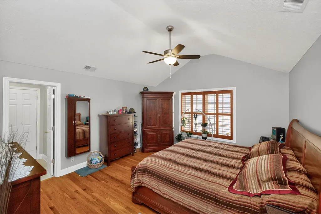 2012 Mooreland Drive Lawrenceburg KY 40342