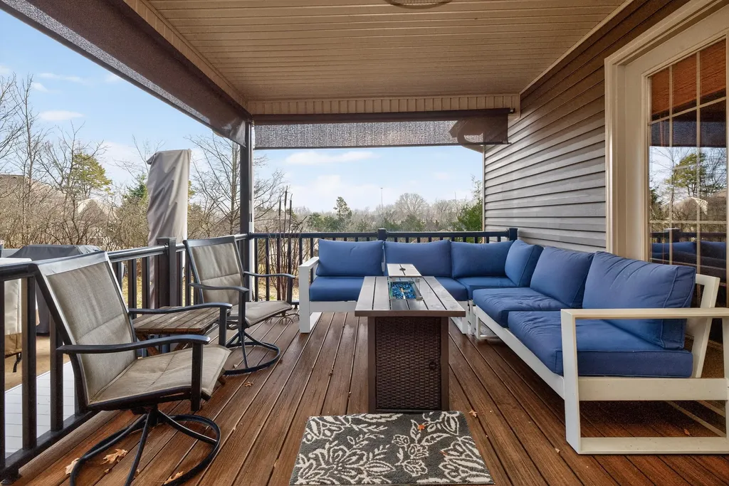2012 Mooreland Drive Lawrenceburg KY 40342