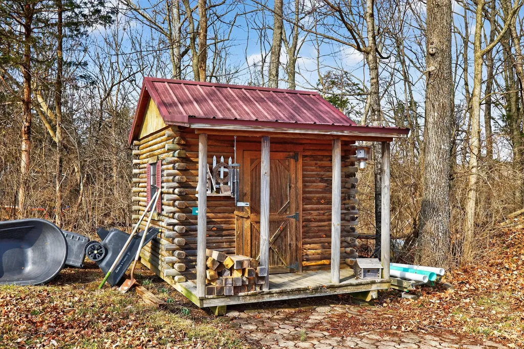 2012 Mooreland Drive Lawrenceburg KY 40342