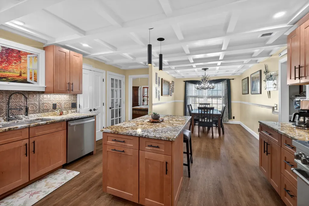 2012 Mooreland Drive Lawrenceburg KY 40342