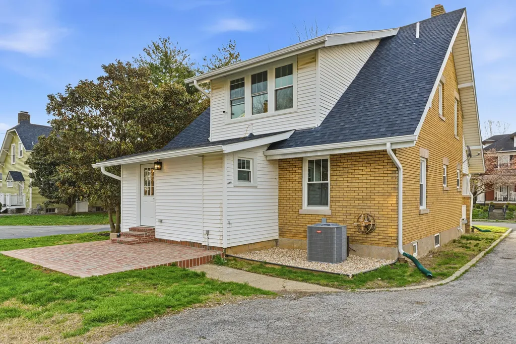615 Bellaire Avenue Lexington KY 40508