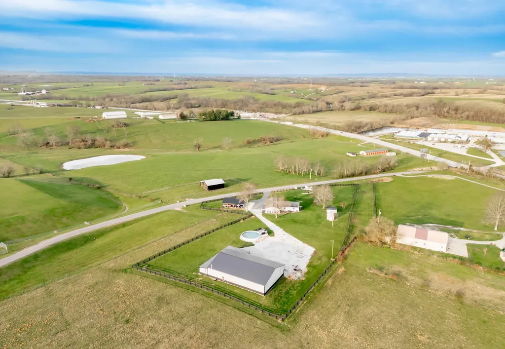 122 Airport Lane Springfield KY 40069