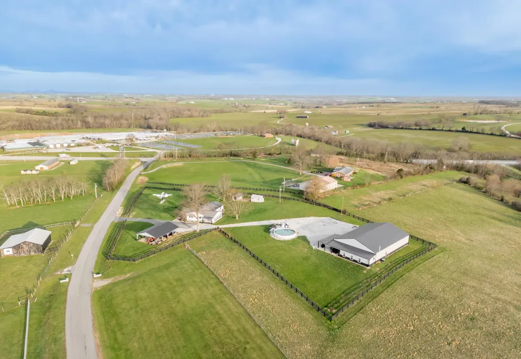 122 Airport Lane Springfield KY 40069