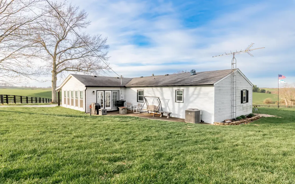122 Airport Lane Springfield KY 40069