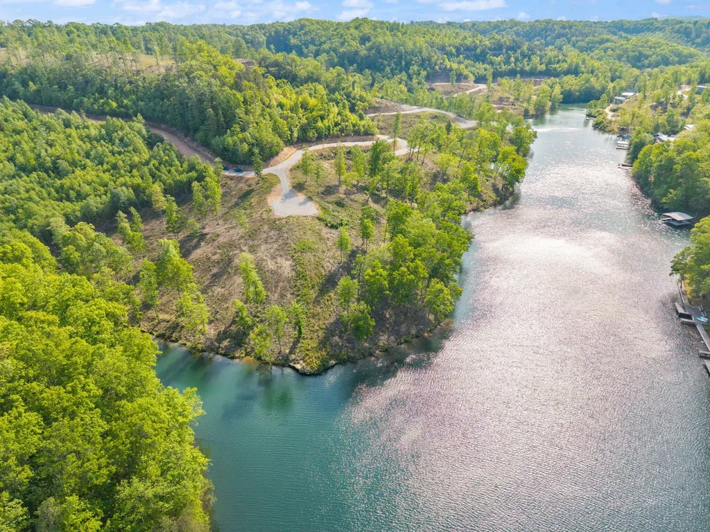 Lot 11 Sleepy Hollow Road East Bernstadt KY 40729