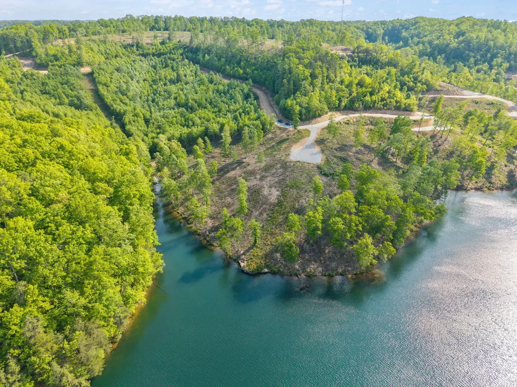 Lot 11 Sleepy Hollow Road East Bernstadt KY 40729