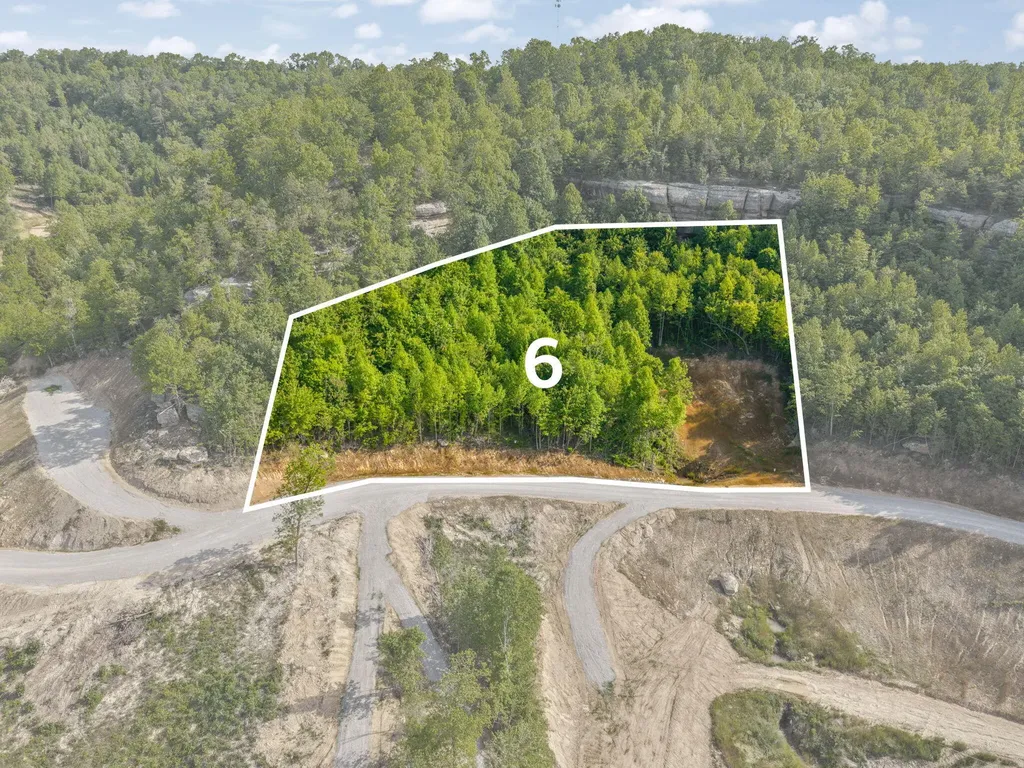 Lot 6 Sleepy Hollow Road East Bernstadt KY 40729