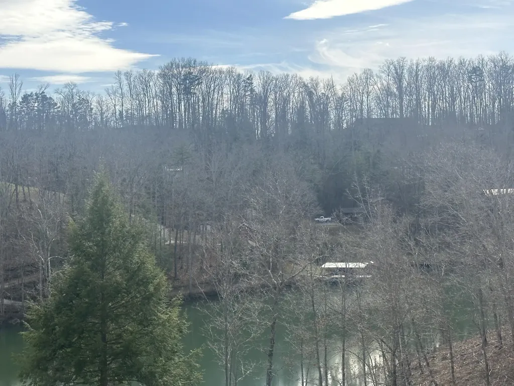 Lot 13 Sleepy Hollow Road East Bernstadt KY 40729