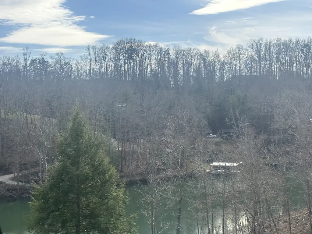 Lot 13 Sleepy Hollow Road East Bernstadt KY 40729