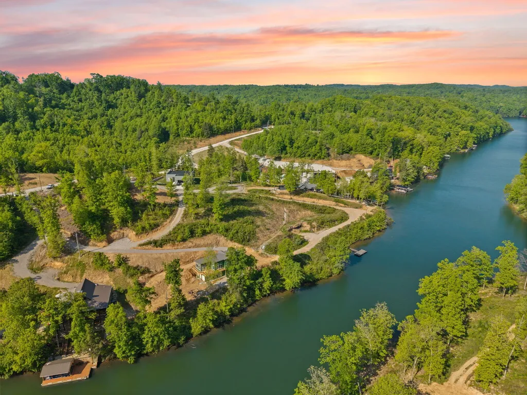 Lot 2 Sleepy Hollow Road East Bernstadt KY 40729