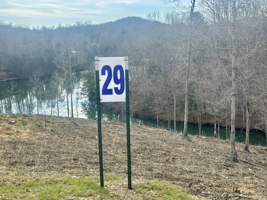 Lot 28 Sleepy Hollow Road East Bernstadt KY 40729