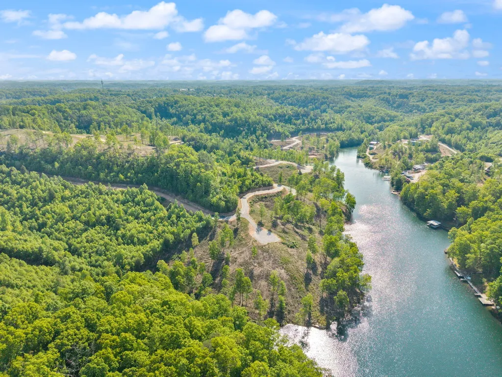 Lot 4 Sleepy Hollow Road East Bernstadt KY 40729