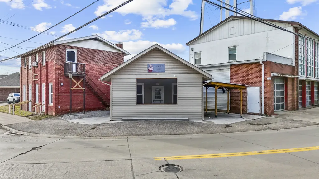 404 Main Cross Street Warsaw KY 41095