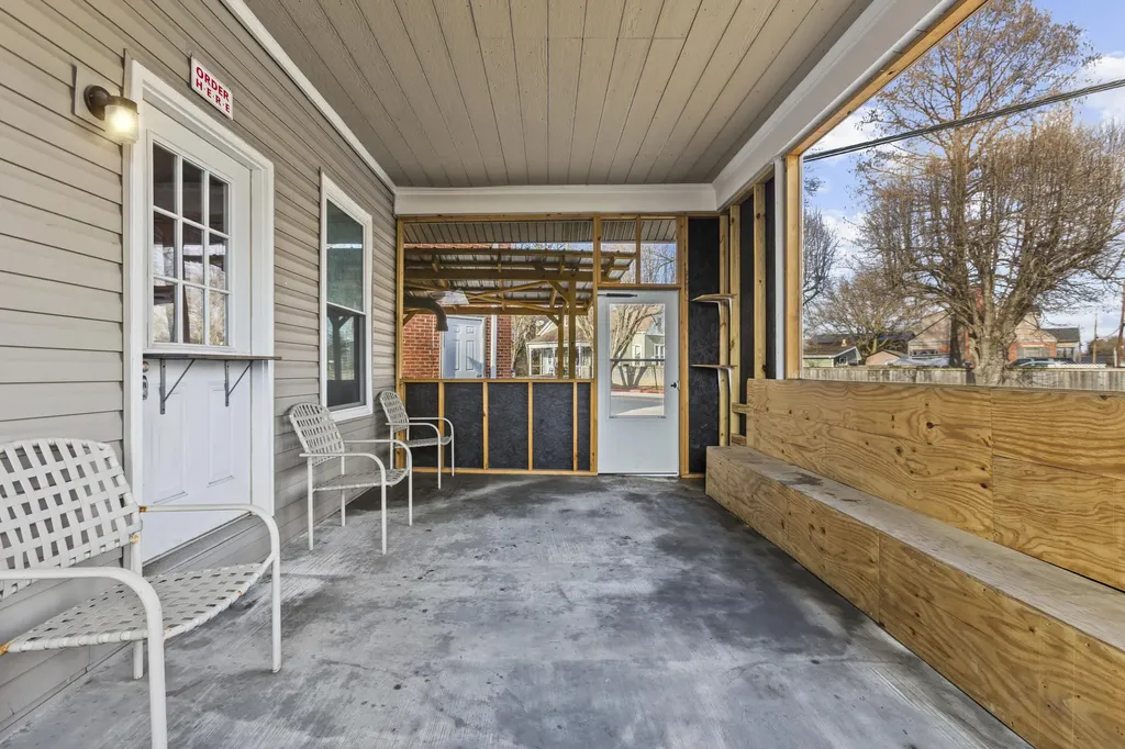 404 Main Cross Street Warsaw KY 41095