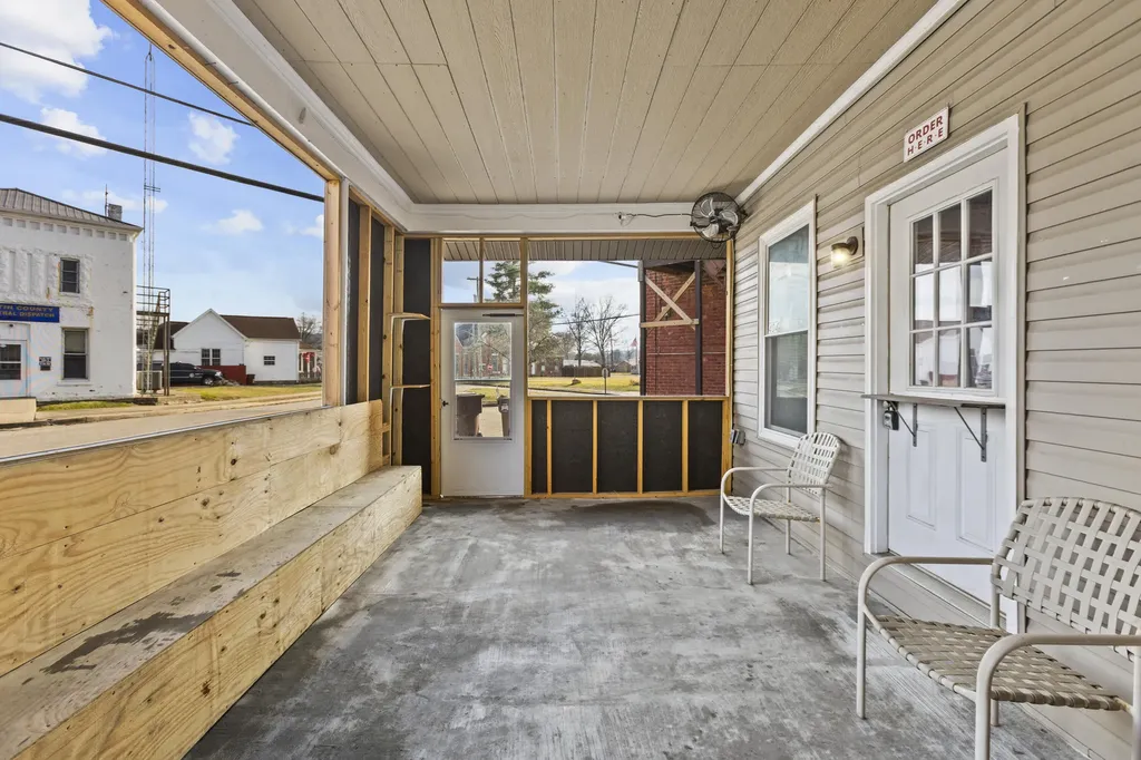 404 Main Cross Street Warsaw KY 41095