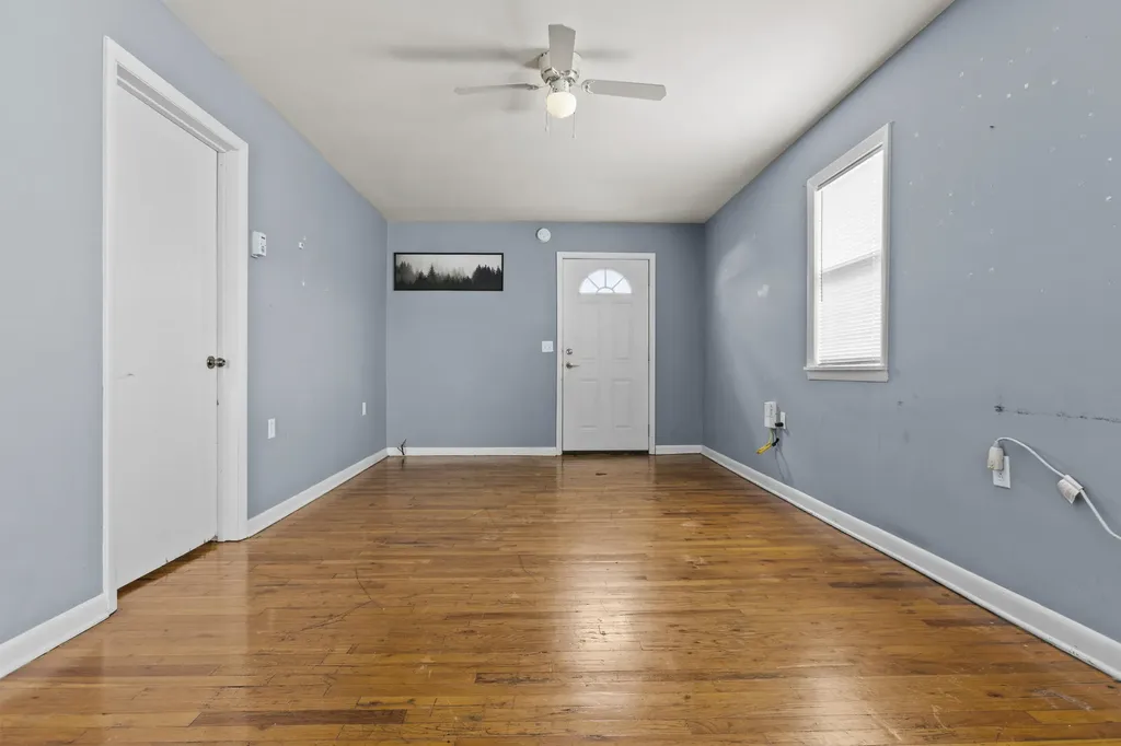 100 W Pearl Street Warsaw KY 41095