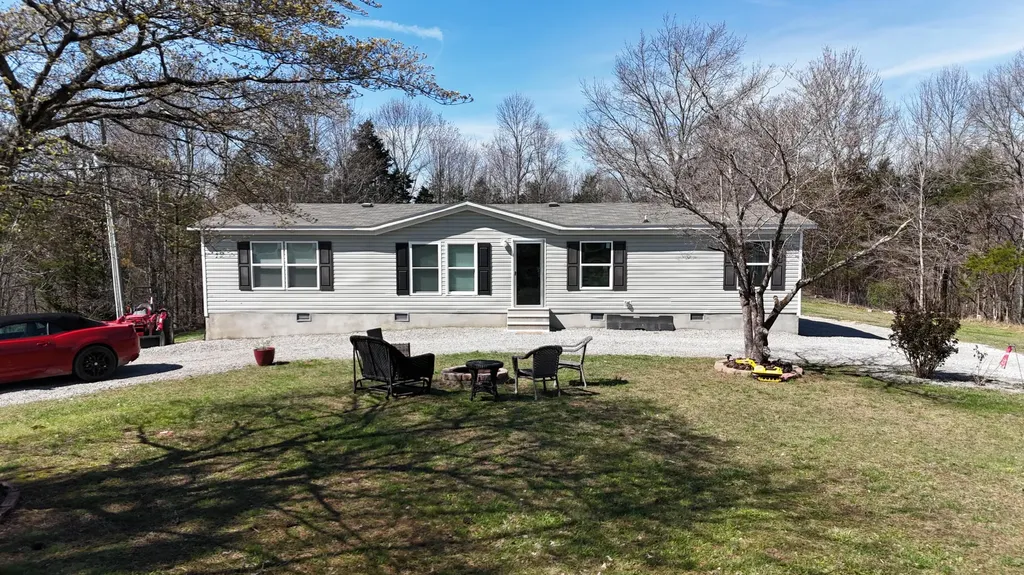 5488 Reese Hurt Road Breeding KY 42715