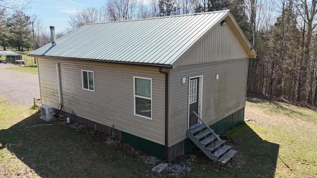 5488 Reese Hurt Road Breeding KY 42715
