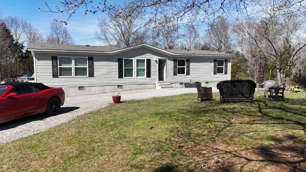 5488 Reese Hurt Road Breeding KY 42715