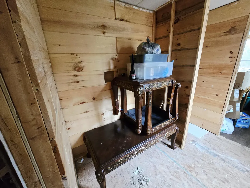 5488 Reese Hurt Road Breeding KY 42715