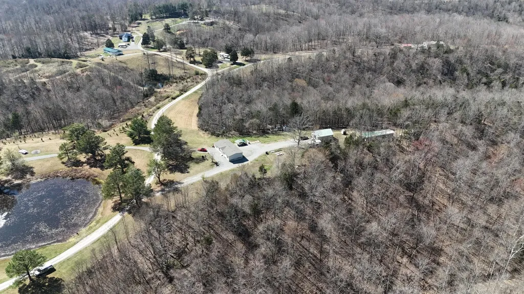 5488 Reese Hurt Road Breeding KY 42715