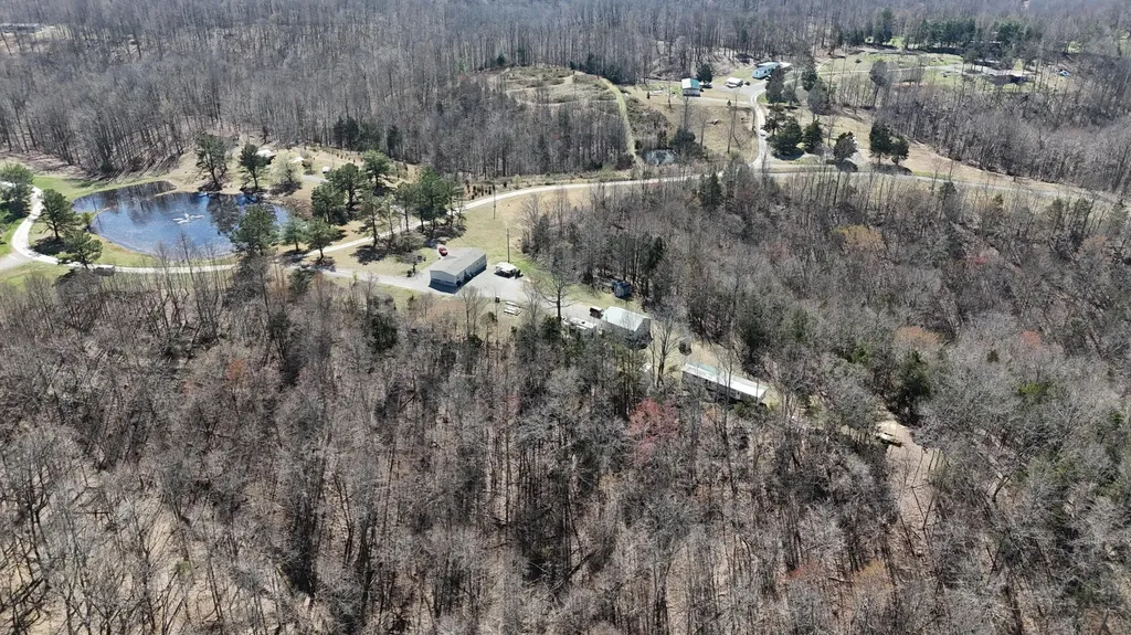 5488 Reese Hurt Road Breeding KY 42715