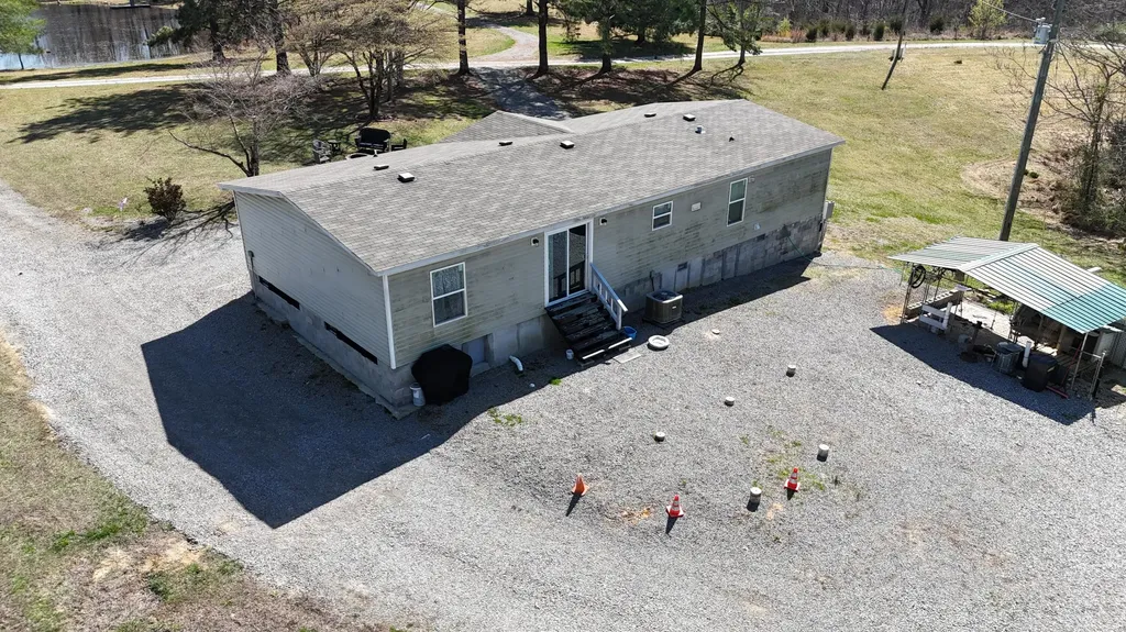 5488 Reese Hurt Road Breeding KY 42715