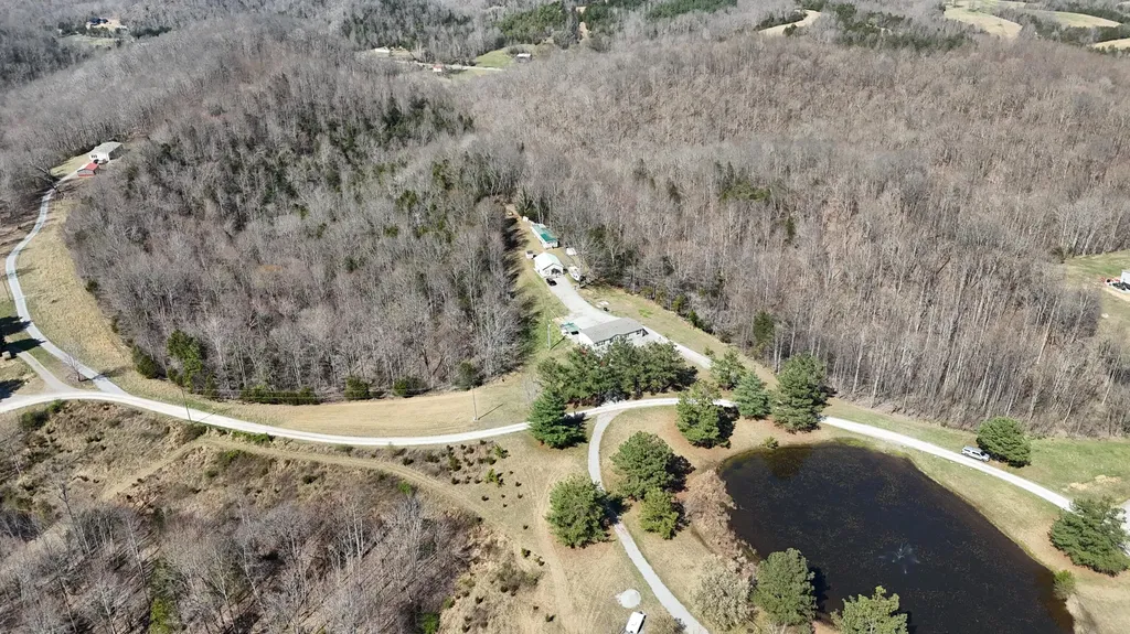 5488 Reese Hurt Road Breeding KY 42715