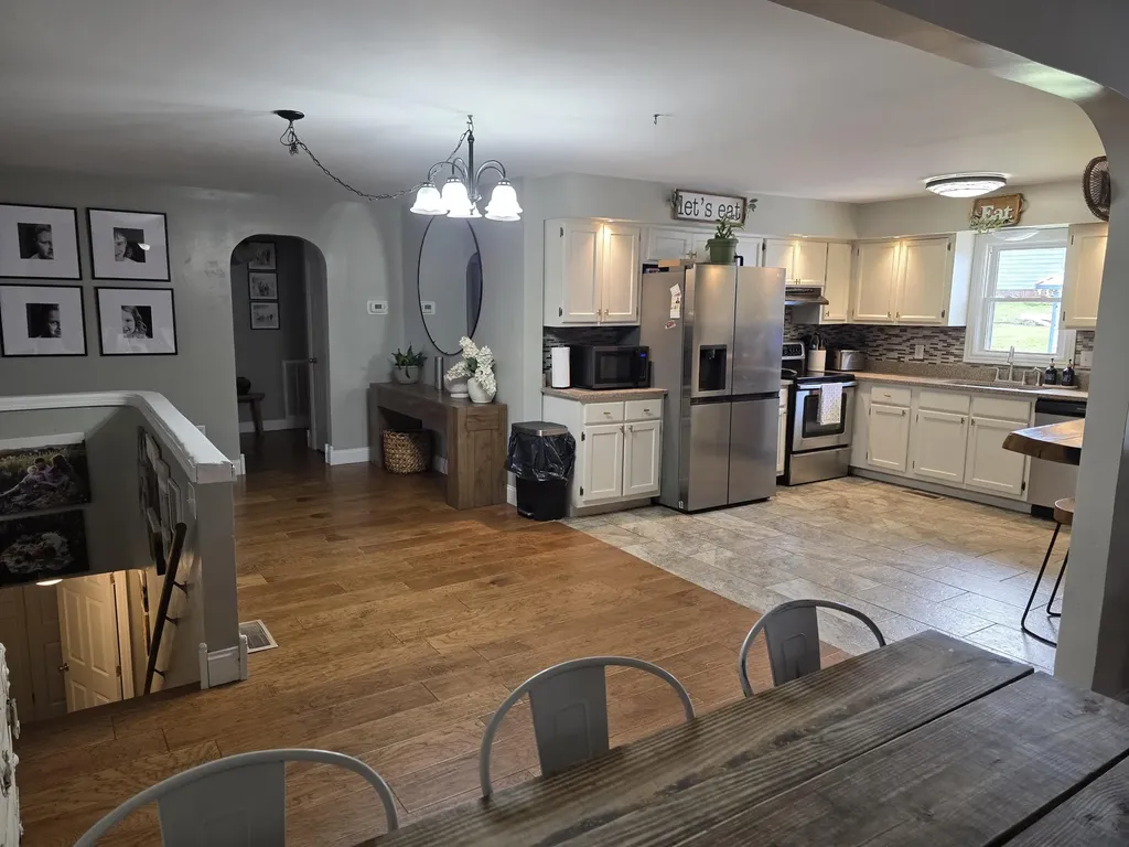 617 Hensley Road East Bernstadt KY 40729