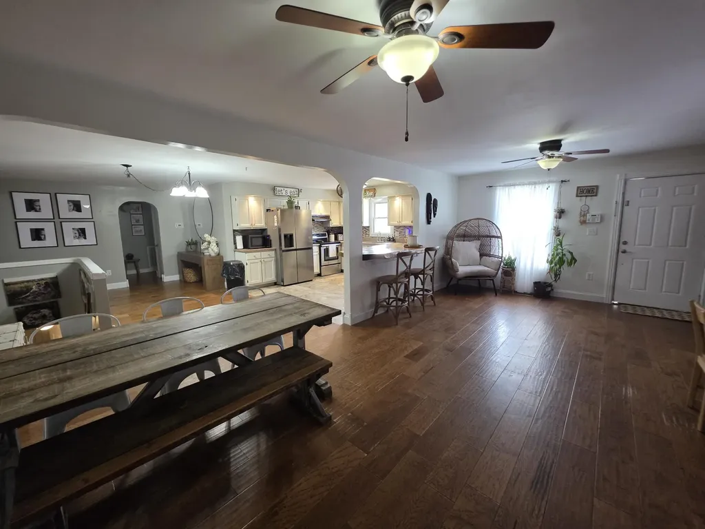 617 Hensley Road East Bernstadt KY 40729