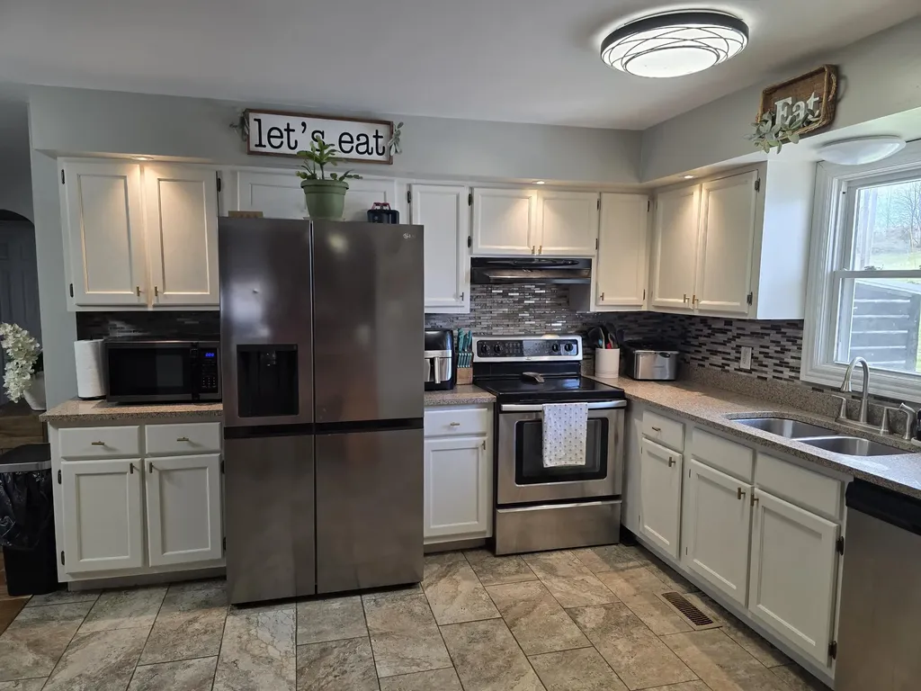 617 Hensley Road East Bernstadt KY 40729