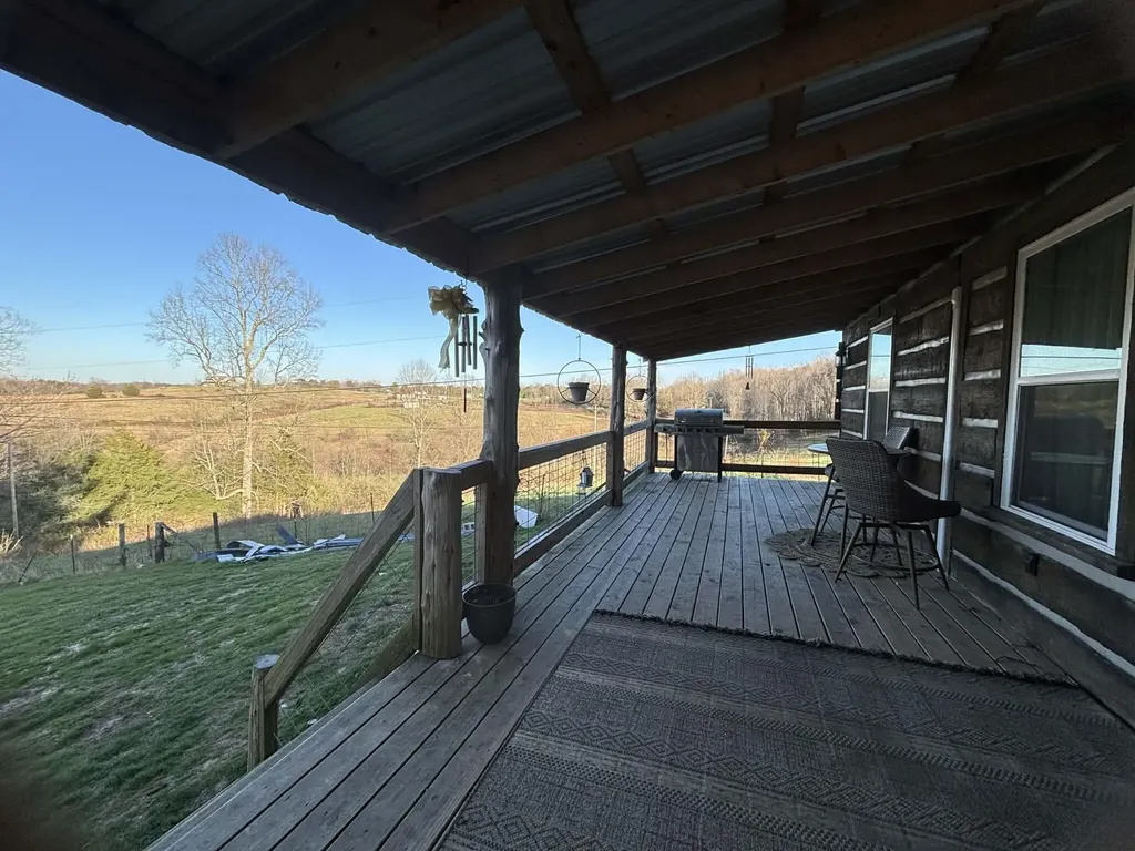 617 Hensley Road East Bernstadt KY 40729