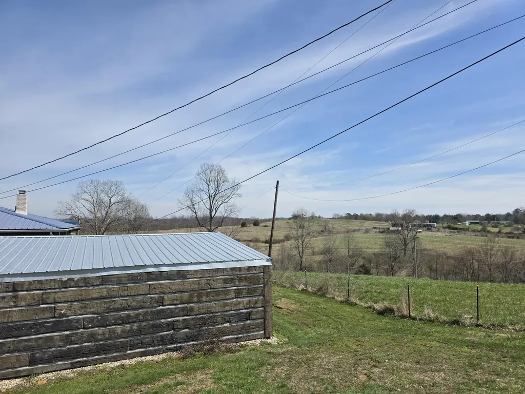 617 Hensley Road East Bernstadt KY 40729