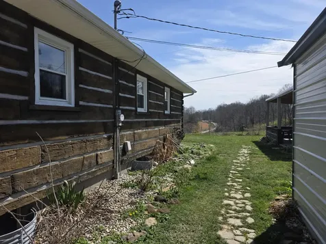 617 Hensley Road East Bernstadt KY 40729
