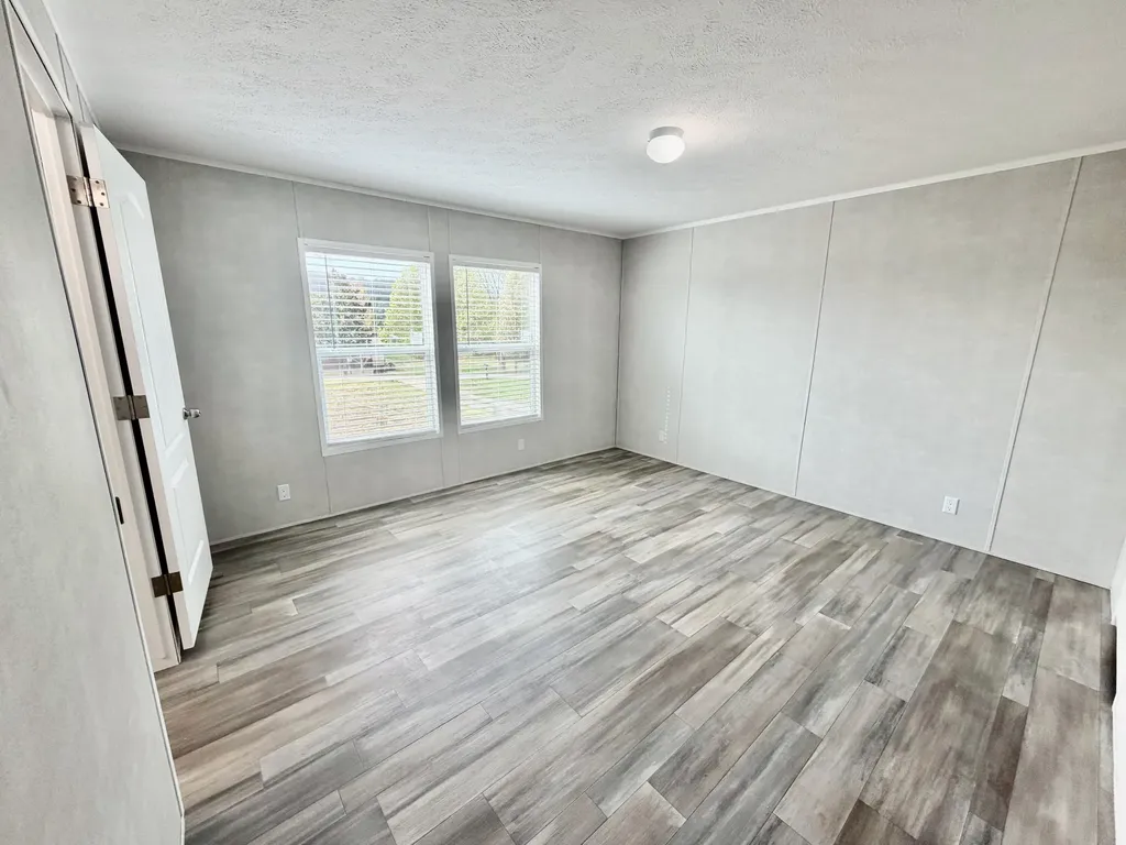 207 Rolling Cliff Drive Bronston KY 42518