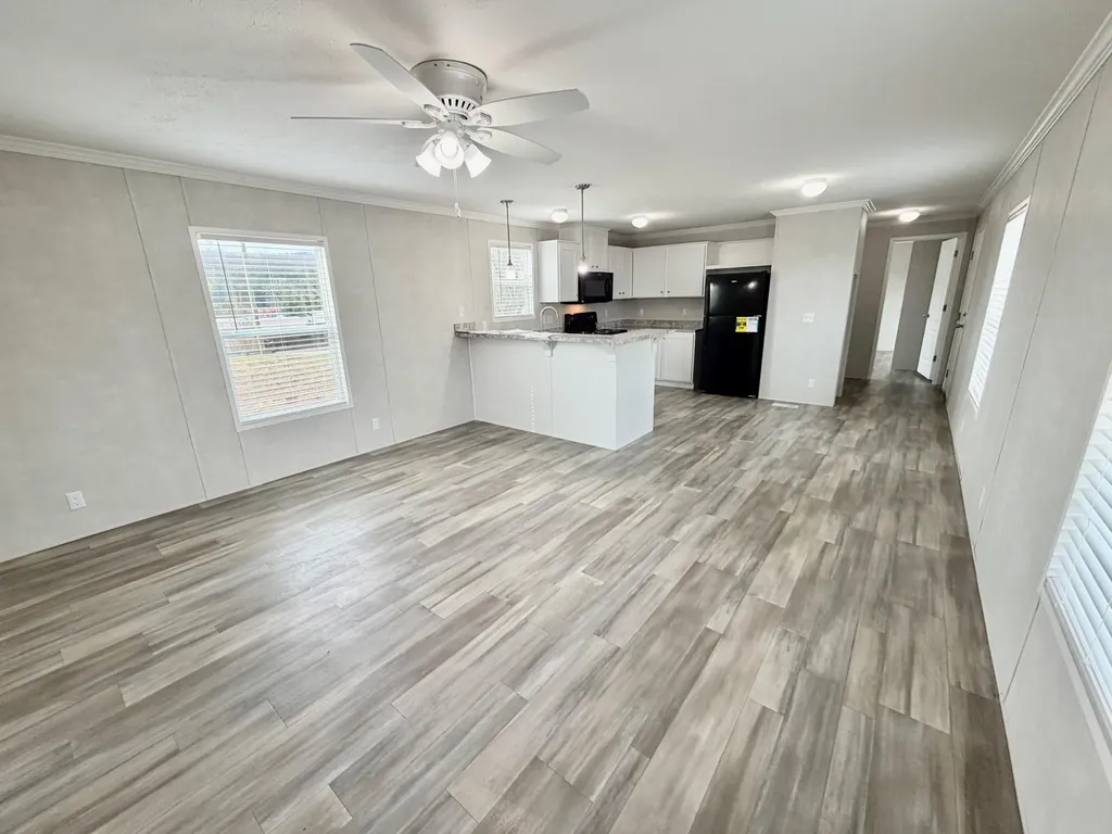 207 Rolling Cliff Drive Bronston KY 42518