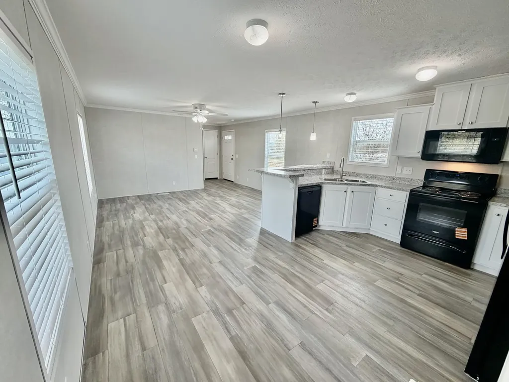 207 Rolling Cliff Drive Bronston KY 42518