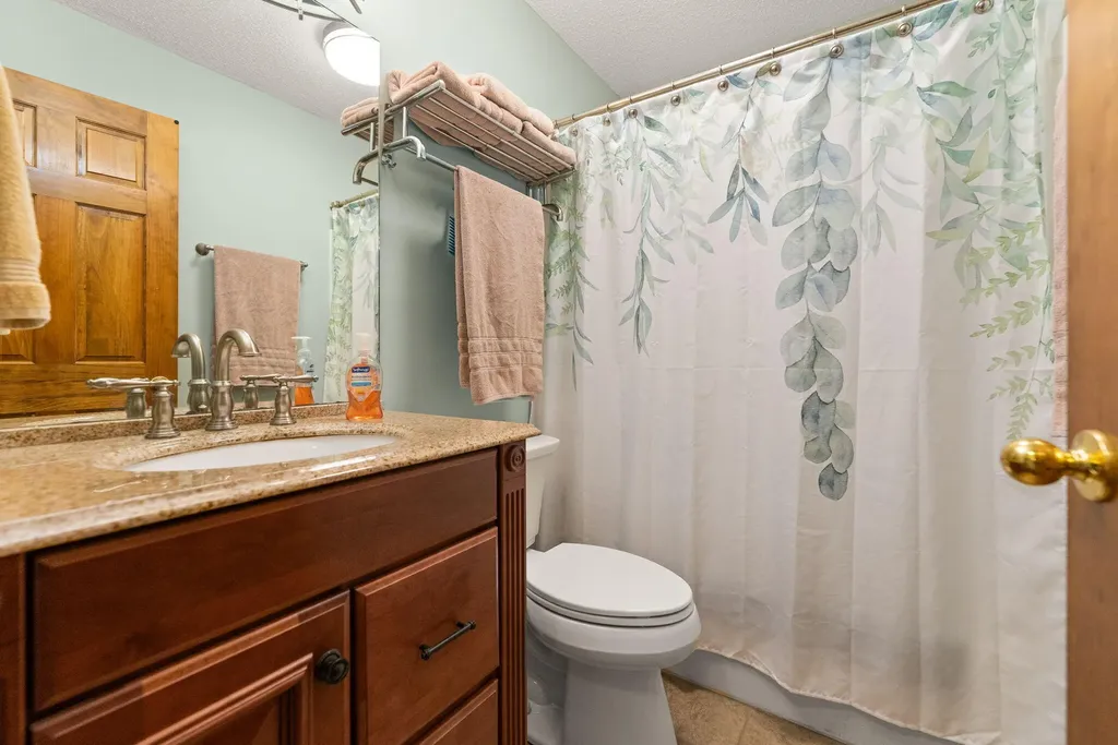 22 Tranquility Place Burnside KY 42519