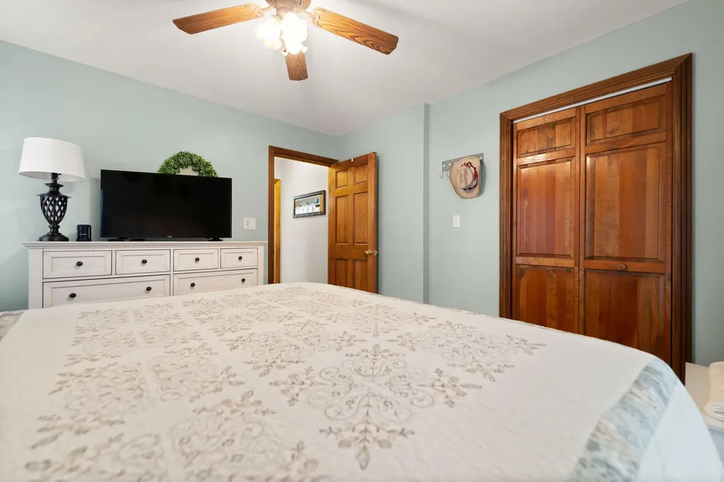 22 Tranquility Place Burnside KY 42519